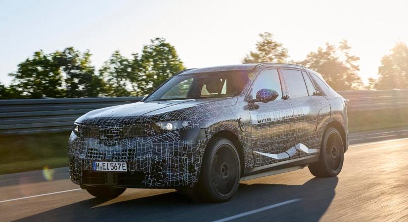 5 perc töltés után 750 kilométeres hatótávot ígér az új BMW