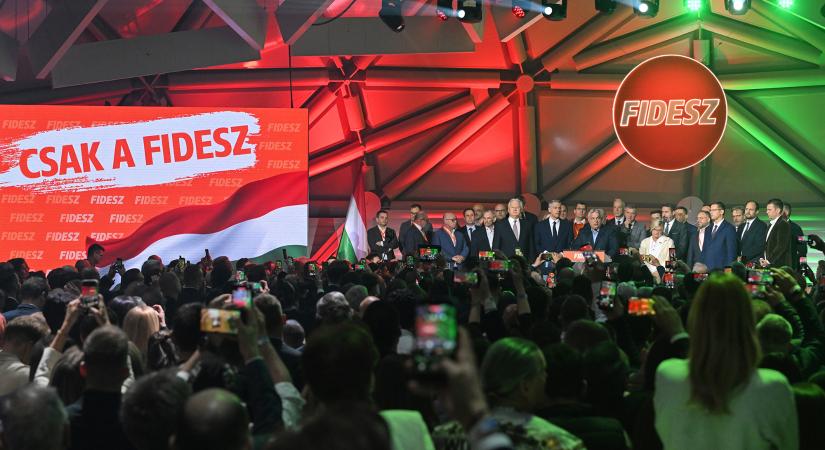Handelsblatt-kommentár: A rettegett Orbán-rezsim pont olyan hangtalanul és csendesen omlott össze, mint egykor a szocializmus