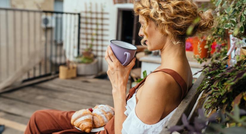 7 mindennapi szokás, amit a balkonodon is végezhetsz és a lelkednek is jót fog tenni