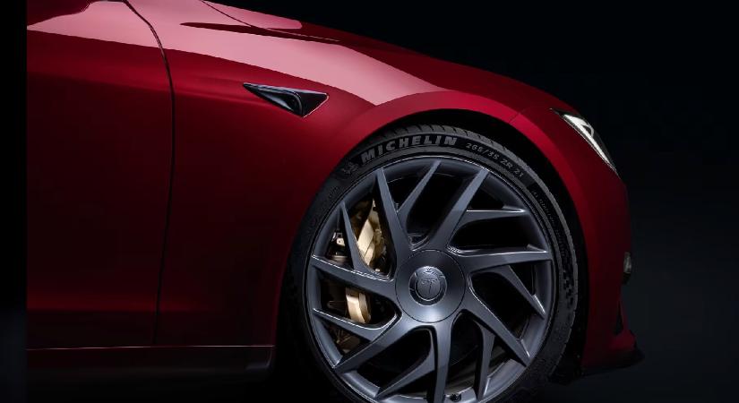 Limitált kiadással búcsúzik a Tesla Model S és X