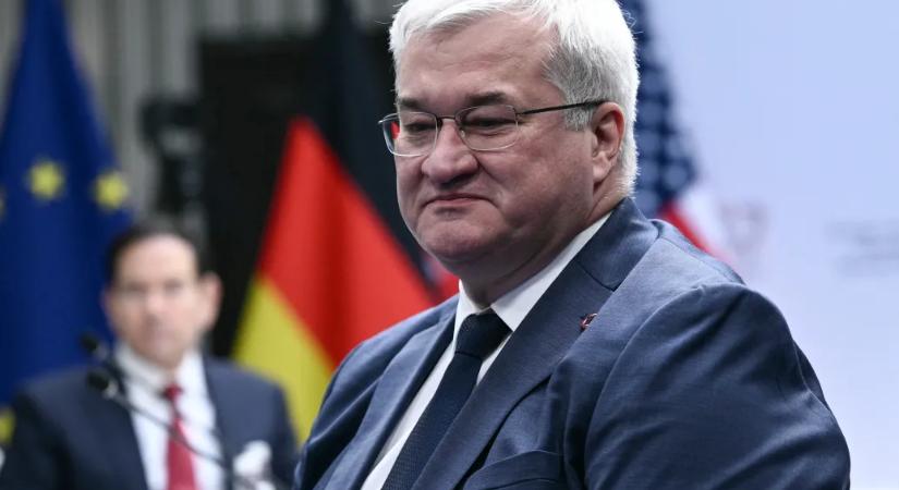 Az ukrán külügyminiszter azt mondta, Zelenszkij felvenné a kapcsolatot Magyar Péterrel