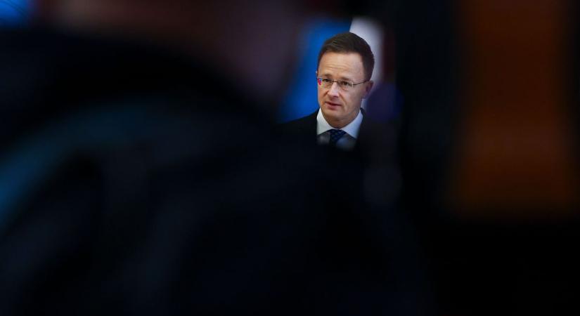 Mindenki megnyugodhat, Szijjártó Péter hétfőn is bement dolgozni
