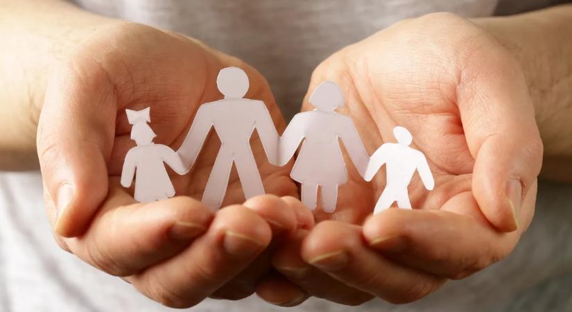 Unatkozol? Fesd ki egy rászoruló család házát!