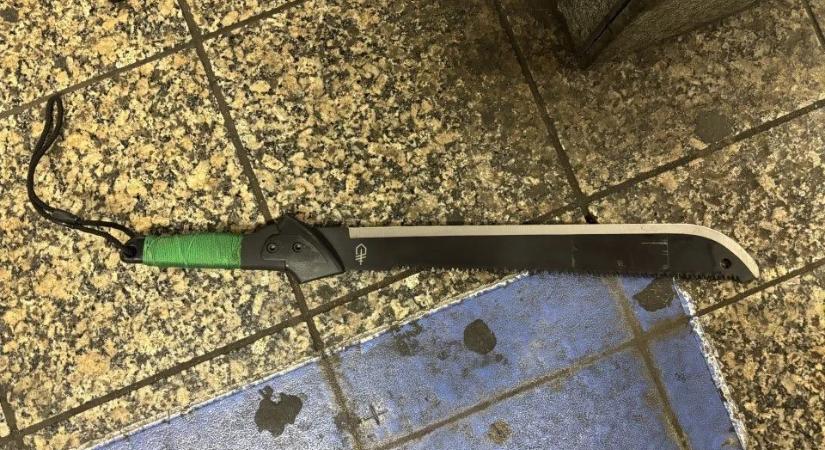 Machetés támadás okozott pánikot egy New York-i pályaudvaron