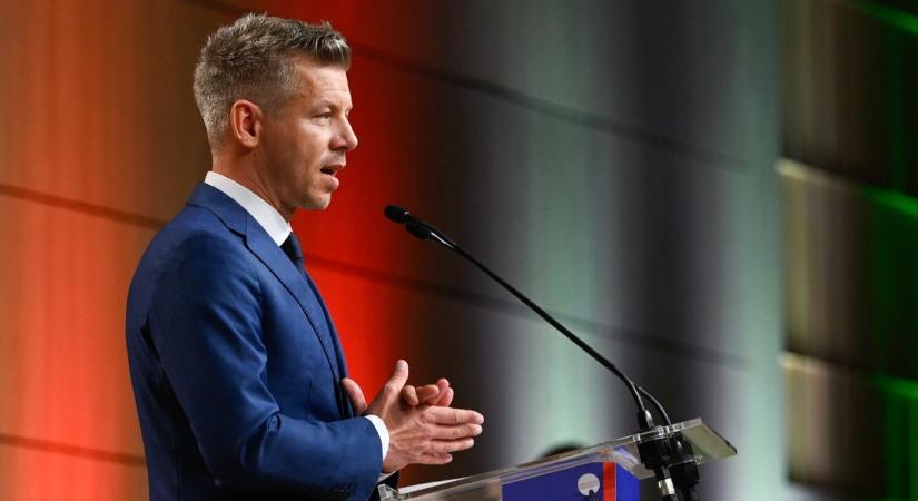 Ezt ígérte az első 100 napra Magyar Péter