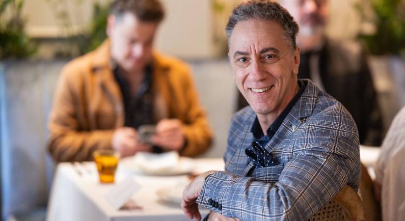 „Felejtsd el, hogy valaha boldog leszel egy klasszikus családban” – mondta egy jósnő Csonka Andrásnak