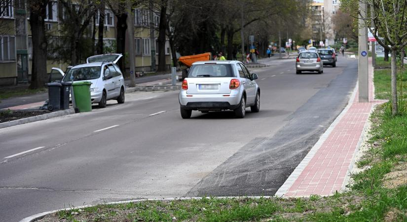 Április 20-án kezdődik az aszfaltozás a Cifrakapu utcában – forgalomkorlátozásokra kell készülni