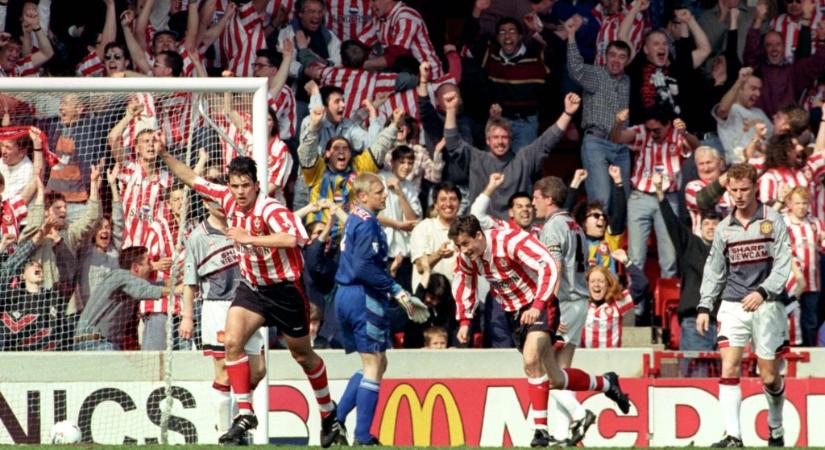 Amikor Alex Ferguson átment humoristába, és a furcsa mezre fogta a kínos MU-zakót