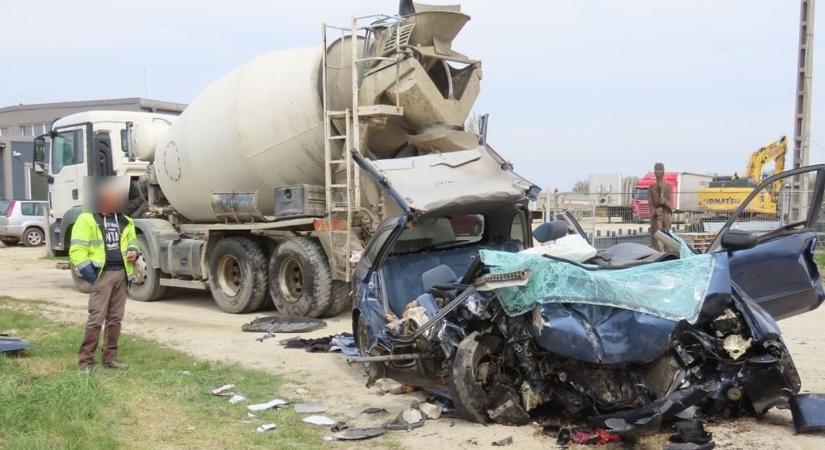 Megszűnt az útlezárás a 85-ös számú főúton, Szárföld és Veszkény között