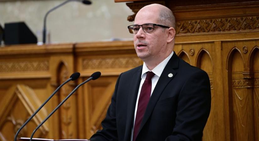 Vizsgálja az ügyészség a Gundalfék ellen indított büntetőeljárást