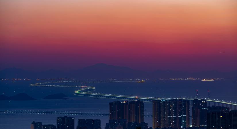 A kínai szellemhíd ma már nem elhagyatott