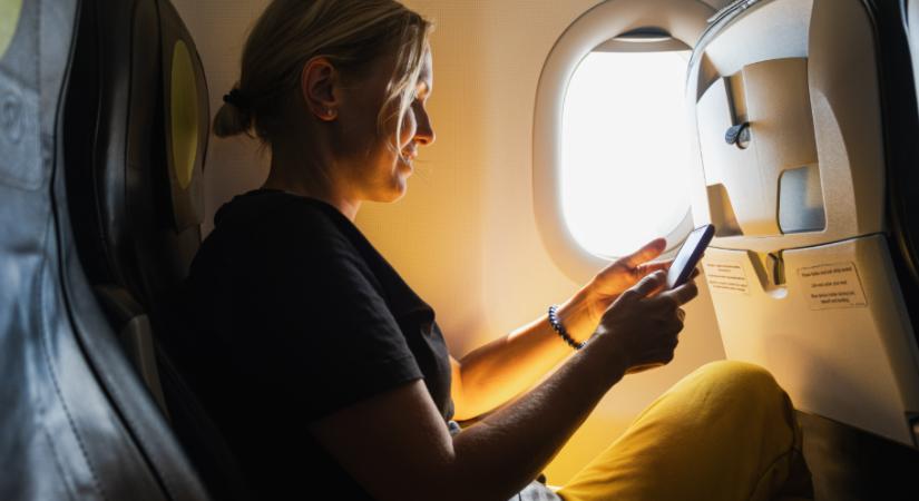 Ehhez soha ne nyúlj a repülőn – életveszélyes mozdulat lehet