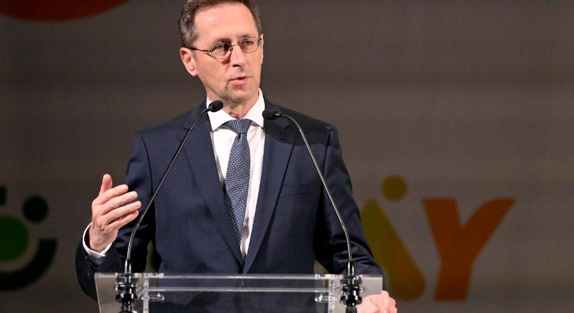 A jegybank elnökét nem akarja leváltani Magyar Péter