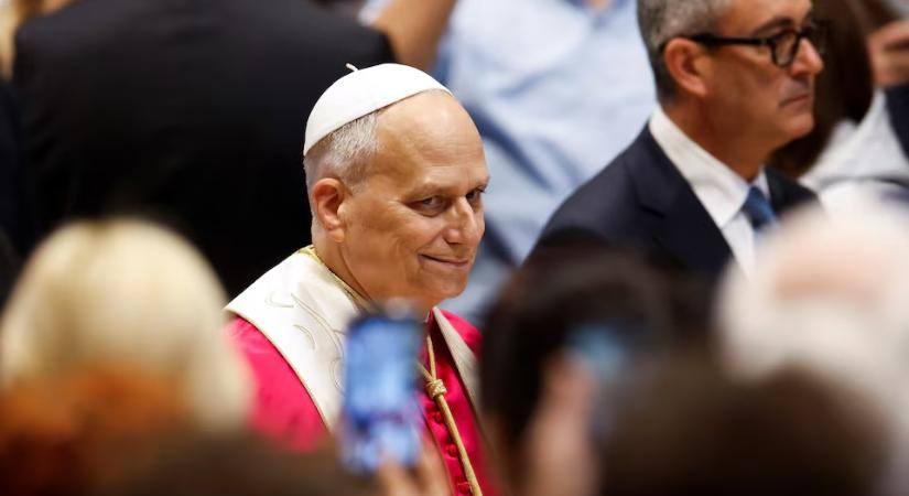 Leó pápa a „háborús őrület” befejezésére szólított fel