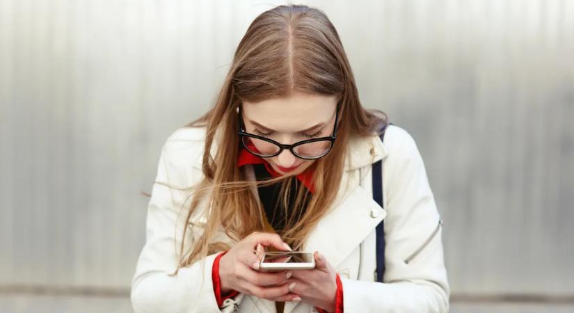 Üzenetet küldött elhunyt nagymamája telefonszámára - végül válasz érkezett