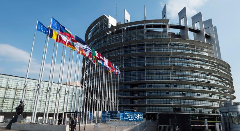 Strasbourgba várják a tudósítókat az Európai Parlament áprilisi ülésére