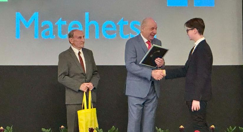 Országos elismerés Vasvárról: Ferencz-Szabó Ádám kapott rangos díjat a köztársasági elnöktől