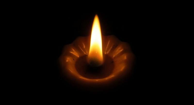 Mária dán királynő gyászolja édesapját