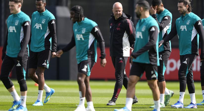 Arne Slot: „Ngomuha készen áll arra, hogy a PSG ellen is pályára lépjen!”