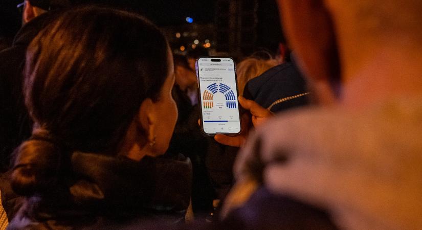 Politikai földrengés: igazi nagyágyúk hullottak el a választáson