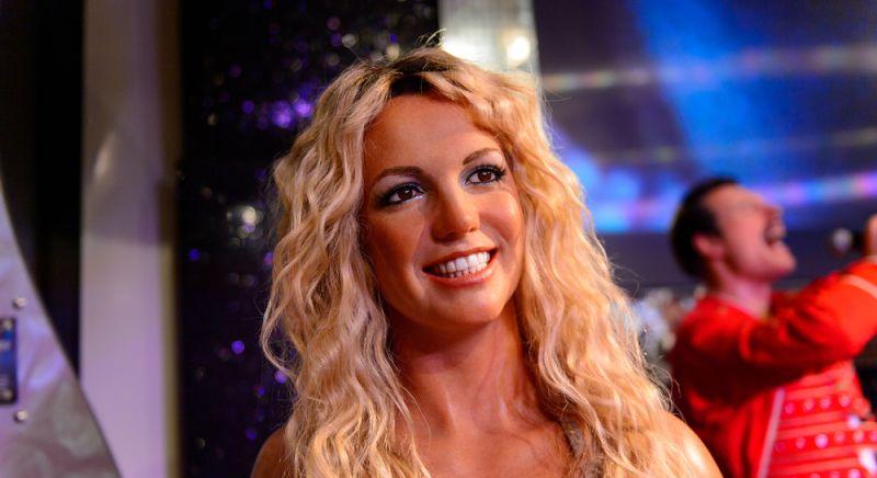 Britney Spears ismét kivonta magát a forgalomból