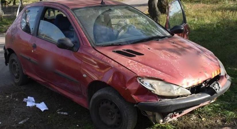 Cserbenhagyásos karambol Gyöngyösön: kipattant a kocsiból és elszaladt a vétkes sofőr