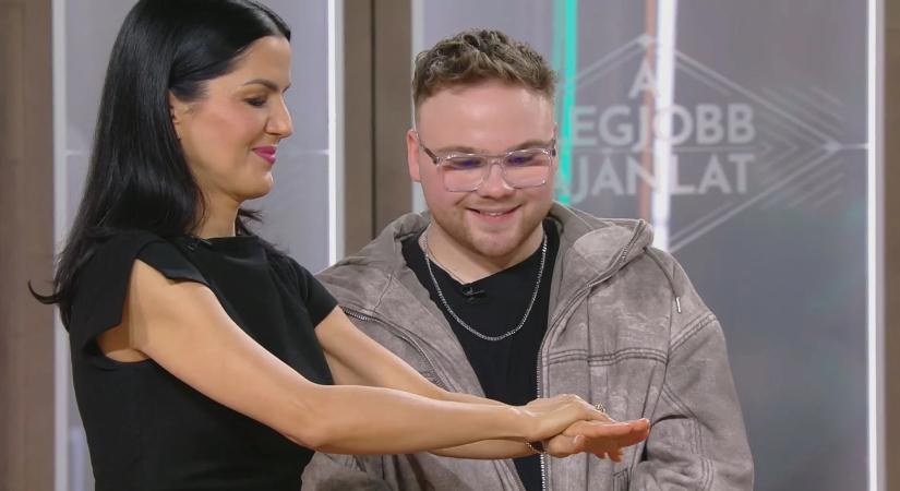 Érmedobás döntött a milliós sportcipő sorsáról A legjobb ajánlatban