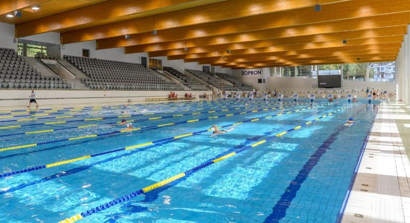 Sportágtörténelmi úszó országos bajnokság jön – de miért pont Sopronban?