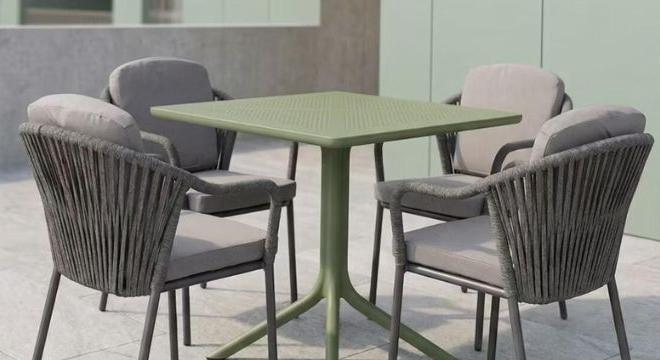 Rakásolható kültéri székek: praktikum és dizájn