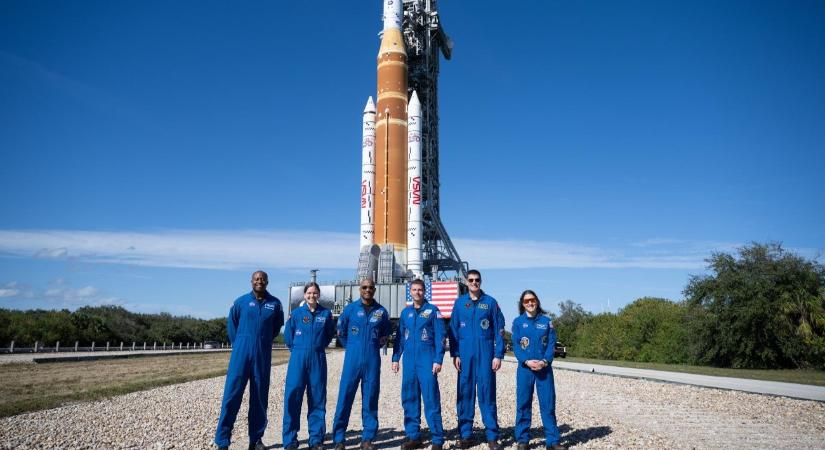 Az emberiség újból a Hold kapujában: itt a menetrend az Artemis küldetése után