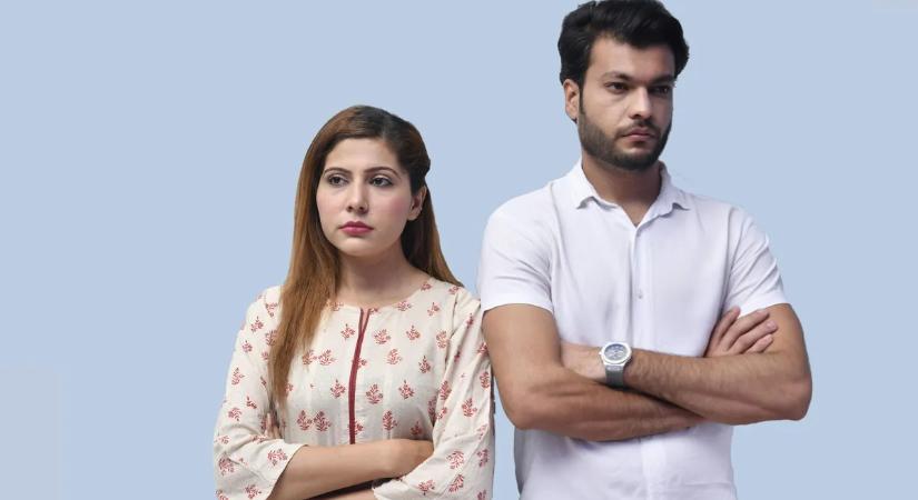 Pofátlanság a köbön: Teherbe ejtette a szeretőjét, most azt várja a feleségétől, hogy neveljék együtt a gyereket!