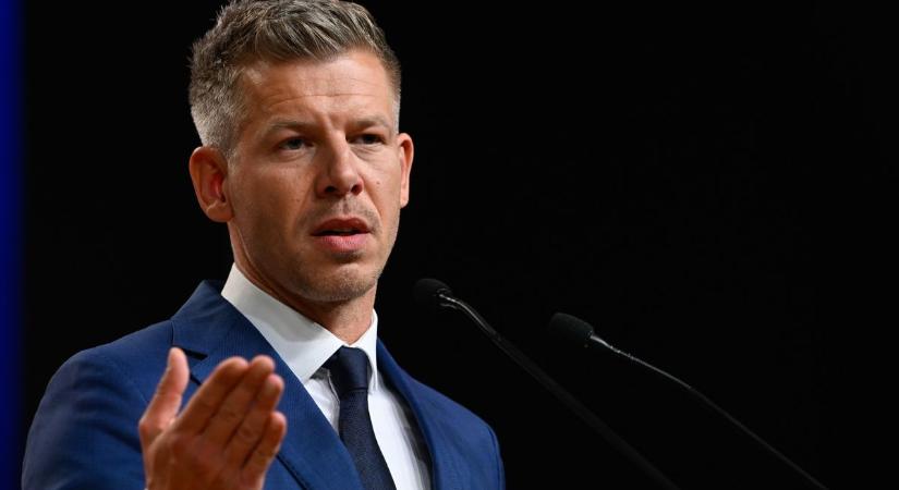 Politikai elemző: Magyar Péter nem blokkolja Ukrajna 90 milliárdos hitelét