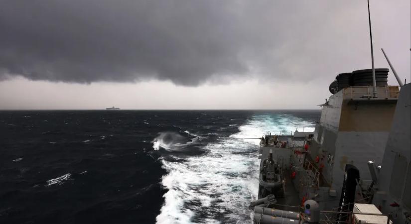 Trump megkezdte a Hormuzi-szoros blokádját