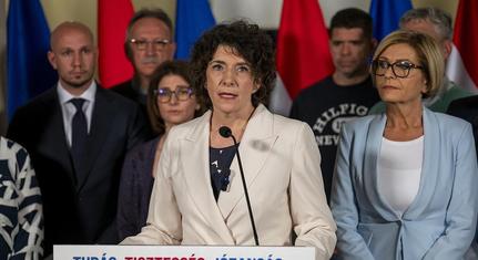 Dobrev Klára és a DK teljes elnöksége lemondott