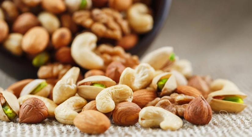 Ropogtass az egészségedért – Íme 8 dióféle, ami segíthet rendbe tenni a koleszterinszinted