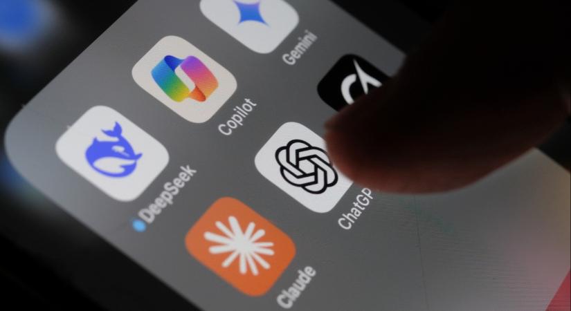 Döbbenetes dolgokat vallanak be az emberek a chatbotoknak – úton a segítség