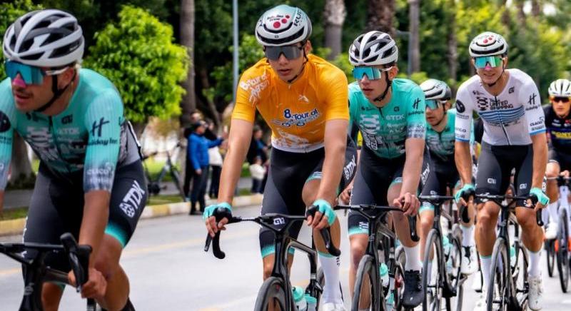 Msodpercek dntttek, msodikknt zrt Tomas Pridal a Mersini Krversenyen