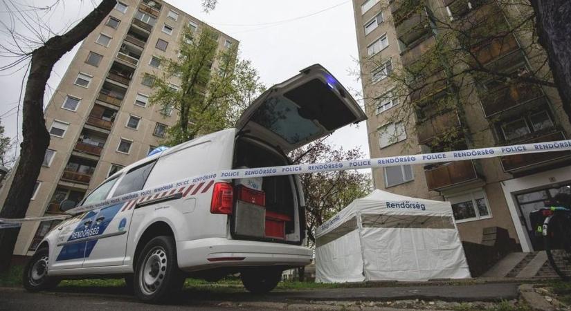 A kilencedikről vetette magát a mélybe egy férfi Debrecenben, drámai felvételeken a tragédia