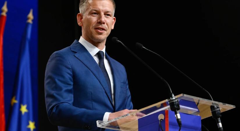 A kata adózás visszatérésétől az új adórendszerig: ezt ígéri a Tisza