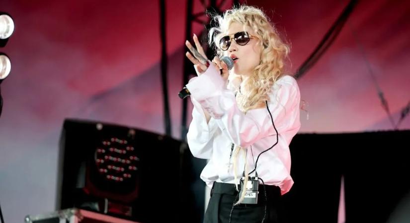 Elon Musk exbarátnője mindenki elől ellopta a showt