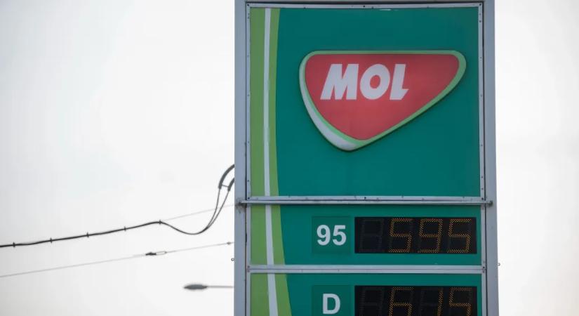 Beszakadt a hazai biztonsági üzemanyag-tartalék: a benzin 80, a gázolaj 75 százaléka elfogyott