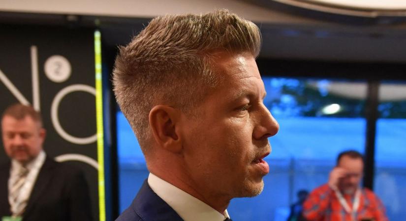 Ez gyors volt: a Politico szerint Magyar Péternek nagyon mélyen meg kell hajolnia Brüsszel előtt, és még így is lyukra futhat