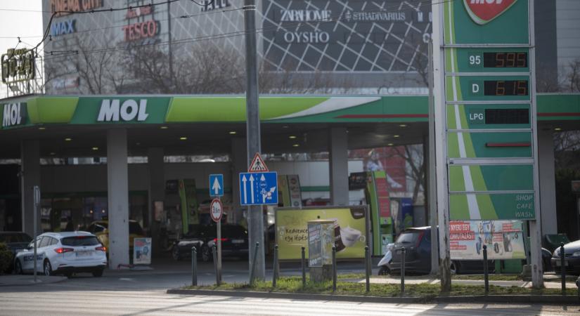 A benzin 80, a gázolaj 75 százaléka elfogyott: az árstop lassan kinullázza Magyarország tartalékait