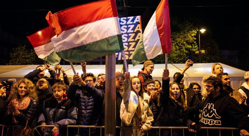 Magyar Péter: A Tisza önkénteseinek ajánlom a történelmi győzelmet