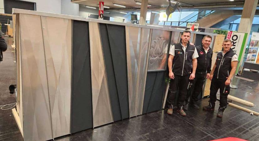 Ilyen az élet a tetőn: bemutatkozik két világbajnok bádogos