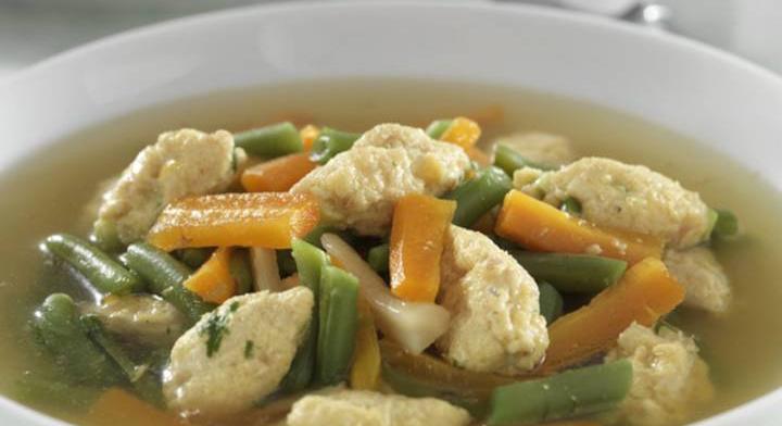 Zöldbableves csirkegaluskával: laktató, ízletes ebéd