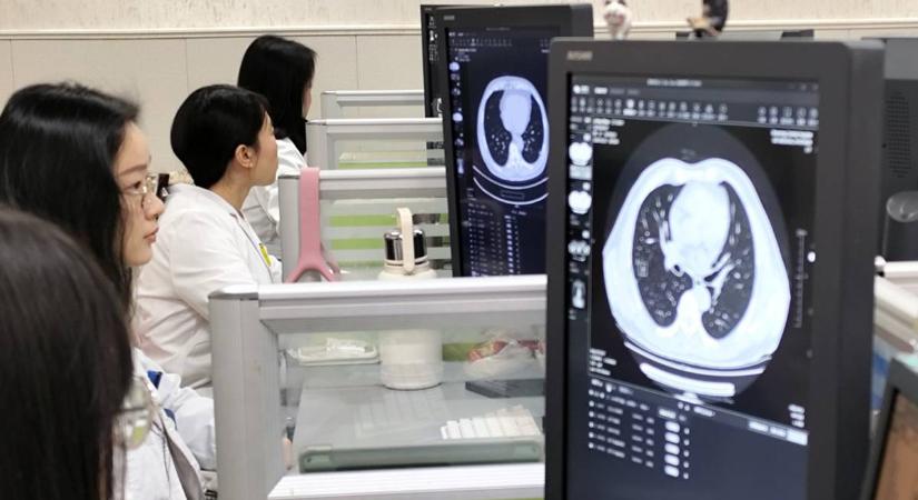 Mesterséges intelligencia alapú technológiák formálják át Kína egészségügyi rendszerét