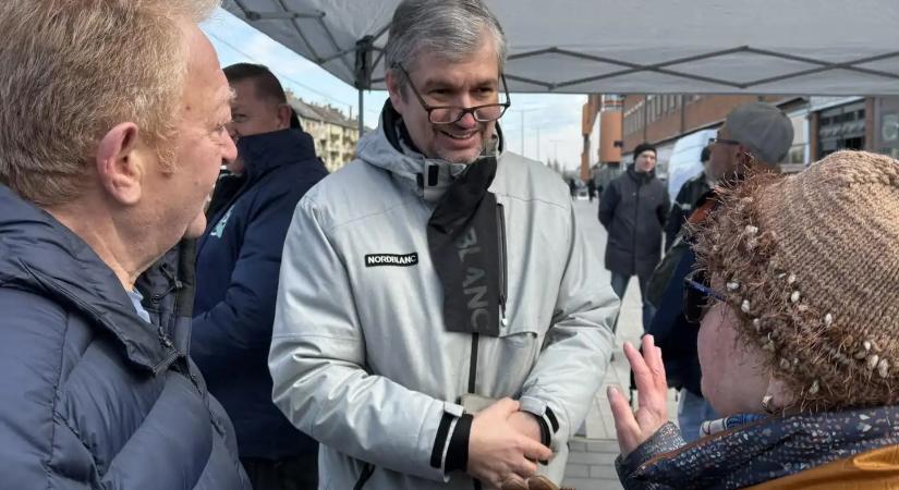 Hadházy Ákos búcsúzik a parlamenttől: Májustól újra állatorvosként rendel Szekszárdon