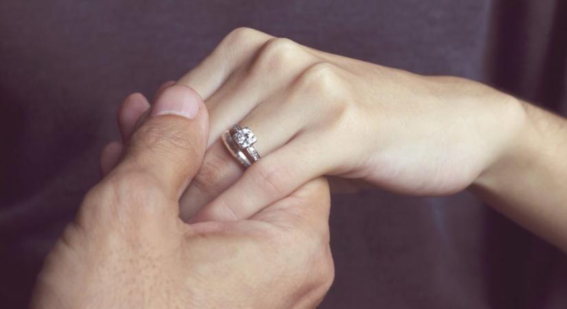 Kisebb eséllyel lesz rákbeteg, aki házas