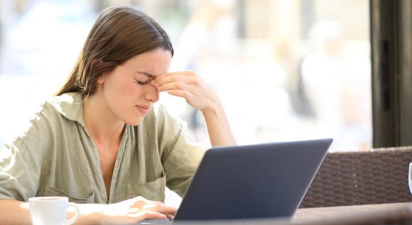 Egy fejfájást csökkentő pont az arcon: ezért működik, ha itt megnyomod